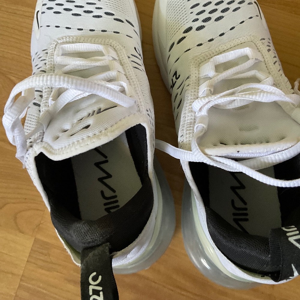 Nike Air Max 270 Women's Shoes